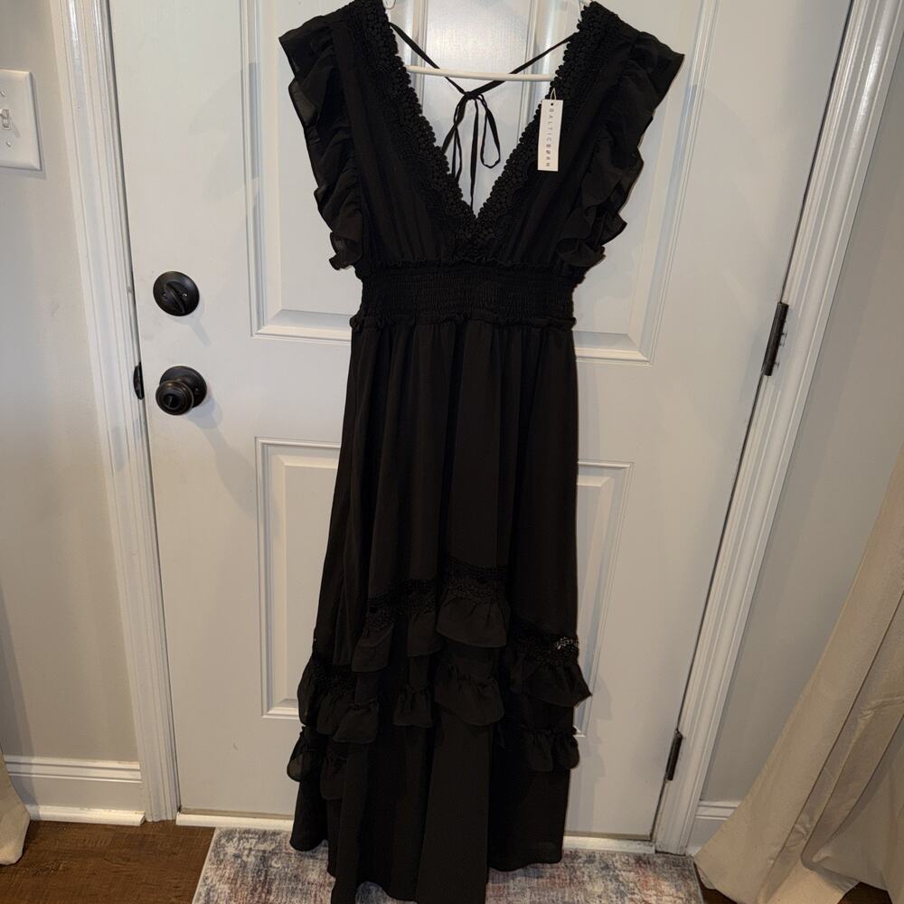 Baltic Born Dress Medium black High Low Ruffle Lace Fluttersleeve NWT